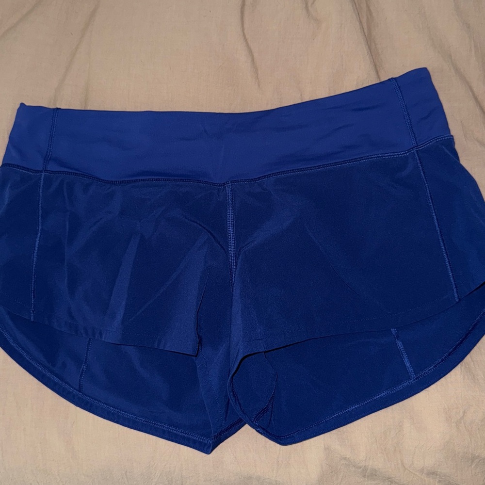 Lululemon Speed Up Short *2.5"
Larkspur size 6